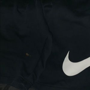 Nike shorts size medium